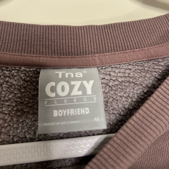 Aritzia Mauve Sweater - Picture 2 of 3